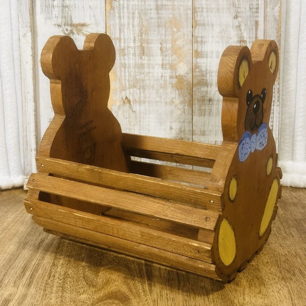 Vintage Hand Painted Basket, Bear With Blue Bow, Nursery, Baby Boy‎